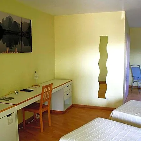 Restaurant Caribou Hotel 2*